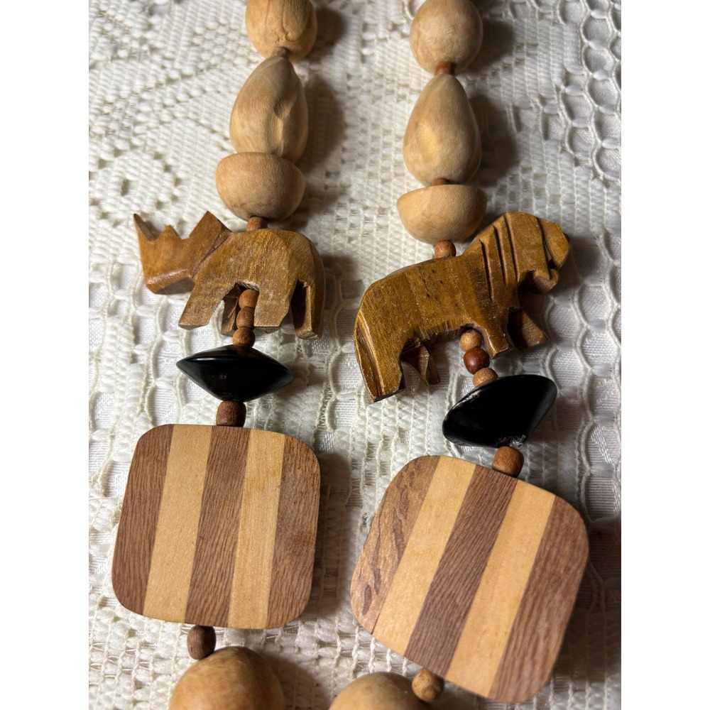 Hand Carved Wood Safari Animal Bead Necklace Elephant Rhino Lion Brown vintage - Picture 7 of 10